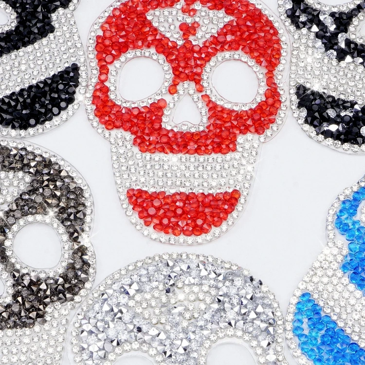 Wholesale black red crystal patches applique patches skeleton iron on bling rhinestone beaded horror skull patches for clothes