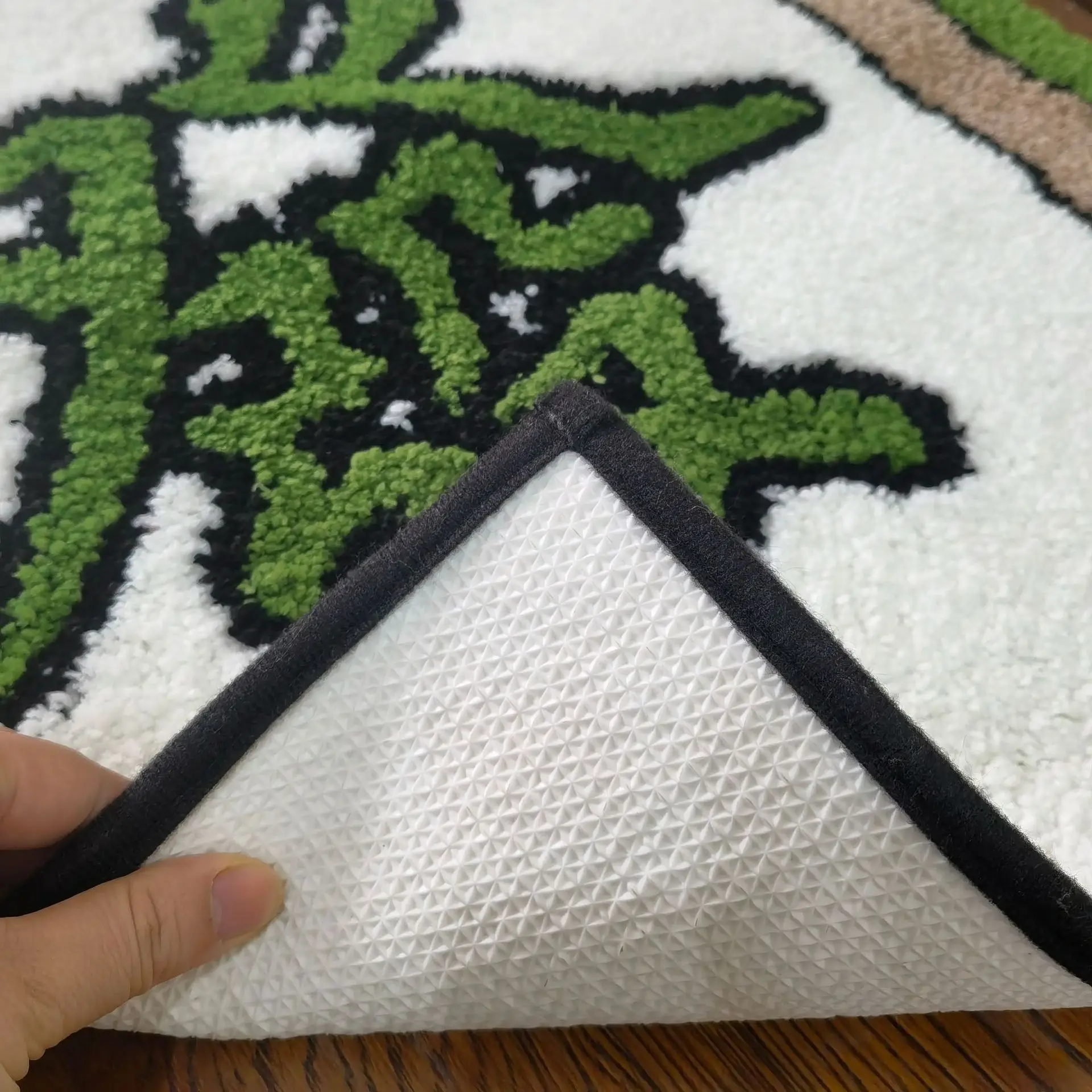 Wholesale Customizable Plush Jacquard Cartoon Image Carpet High Quality Ultra Fine Fiber Irregular Shaped Carpet