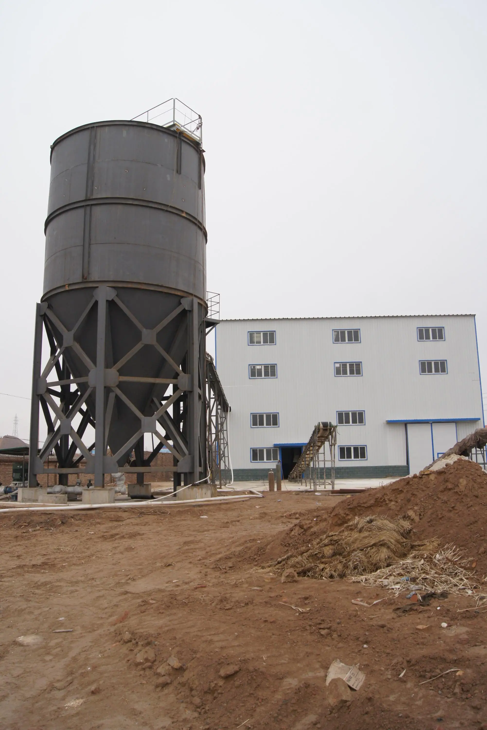 Deep cone thickener used in washing plant sludge thickener tailing thickener