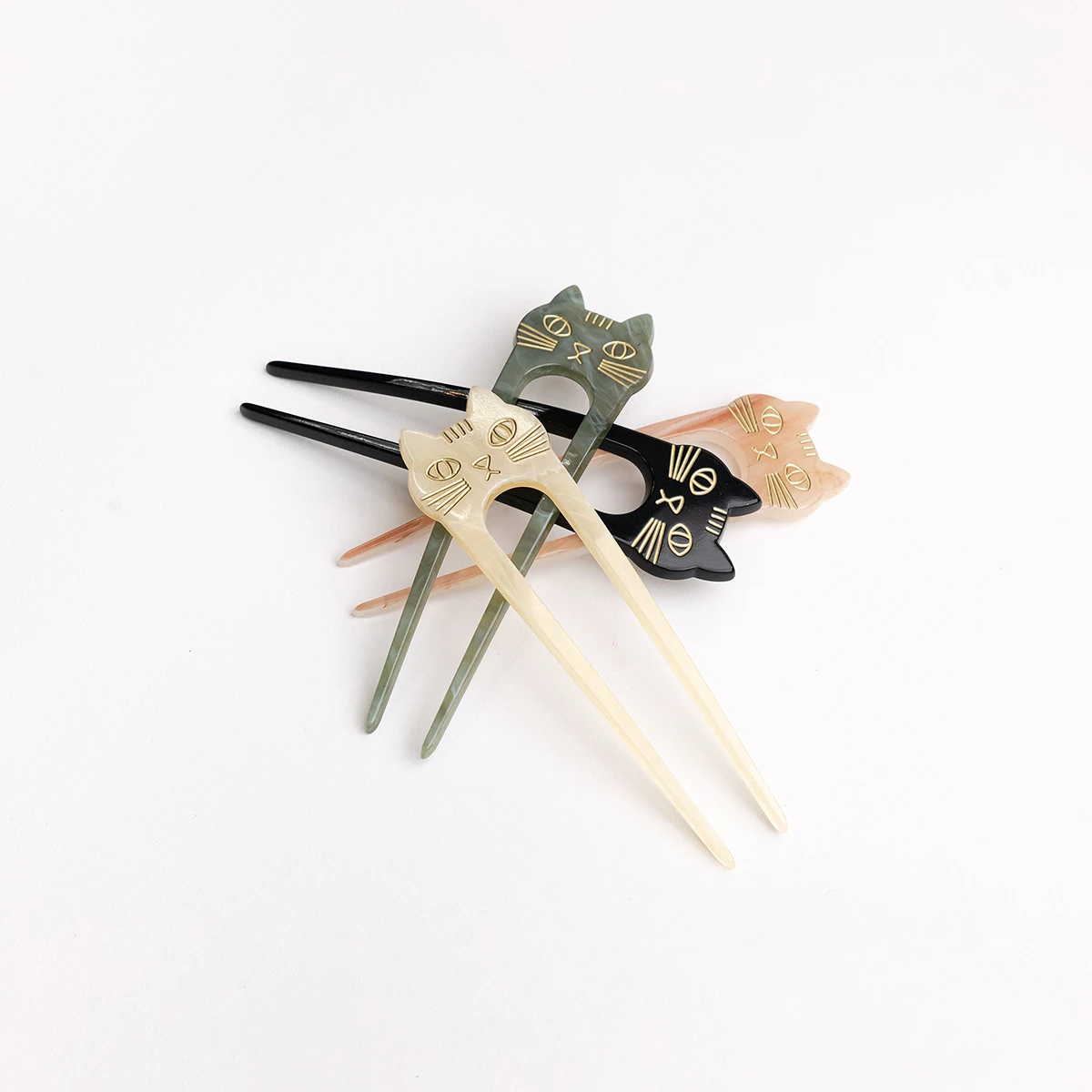 Handmade Acrylic Cat Hair Bun Holder Minimalist Modern Hair Pick for Thin and Thick Hair