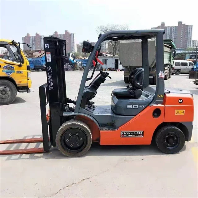 Вилочный погрузчик Toyota 3ton японский оригинальный Подержанный вилочный дизельный 6f30 цена/продажа