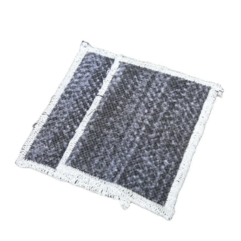 GCL Bentonite Geotextile Mat 4000g-5500g Needle Punctured Non-Woven Waterproof Geosynthetic Clay Liner