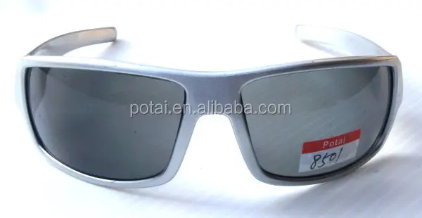 Sunglasses with UV Protection Polarized Lens for Men Women