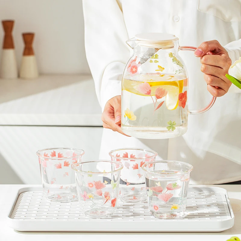 Larger Clear Drink Ware Borosilicate Glass Pitcher Drinking Water Jug Cups Set Jug And Glasses Set With Lid