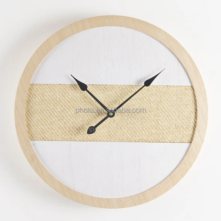 Super popular modern wall hanging clock with simple design