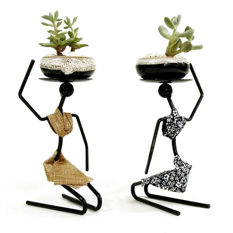 Creative Desktop Fleshy Flower Stand Wrought Iron Mini Pot Rack African Woman Metal Crafts Home Wedding Desktop Decoration