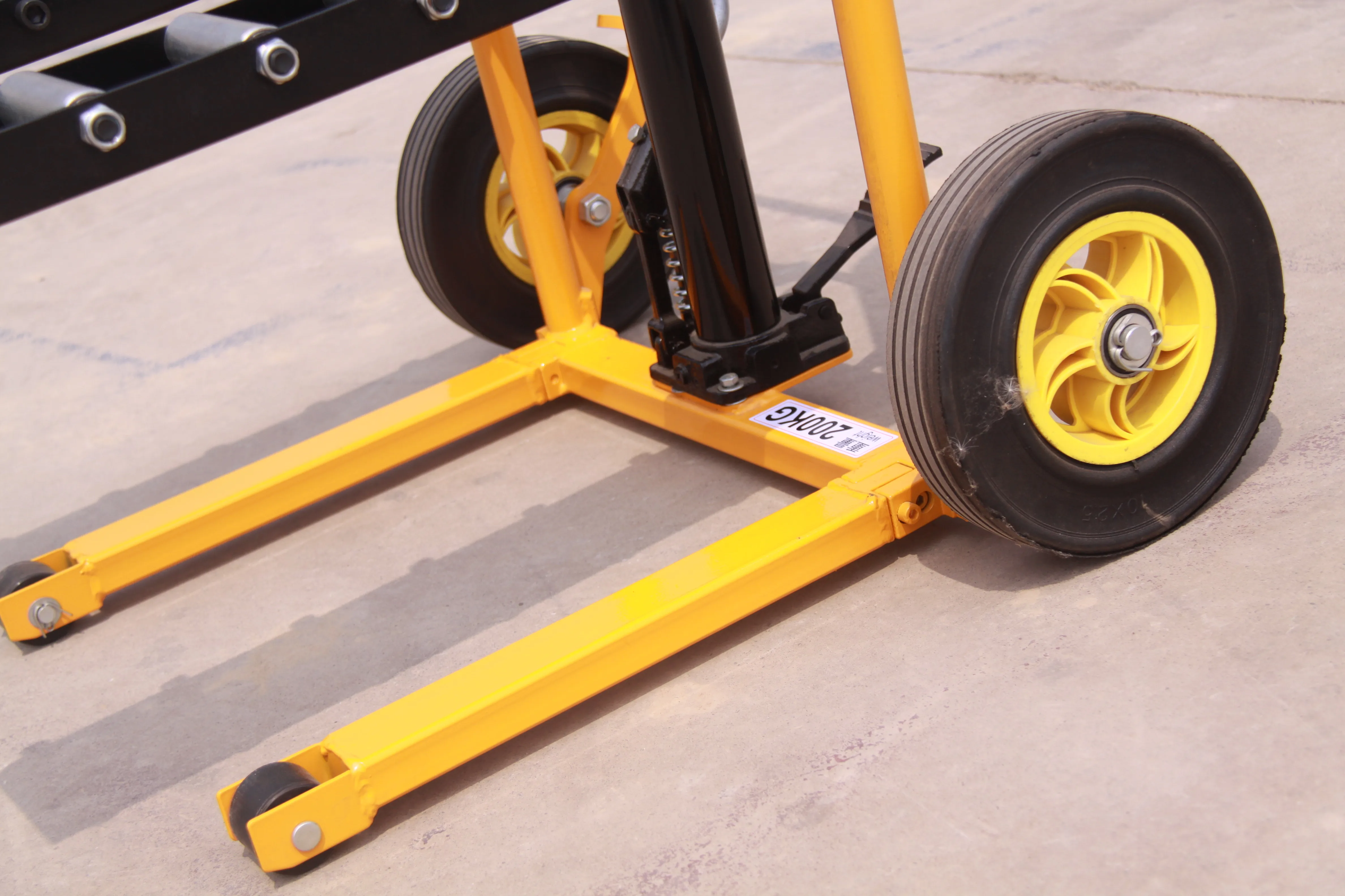 
Light weight lift truck 200kg load capacity with roller 