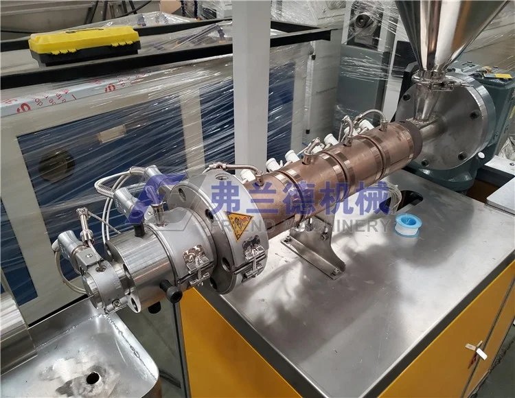 Линия по производству труб PFA FEP PTFE