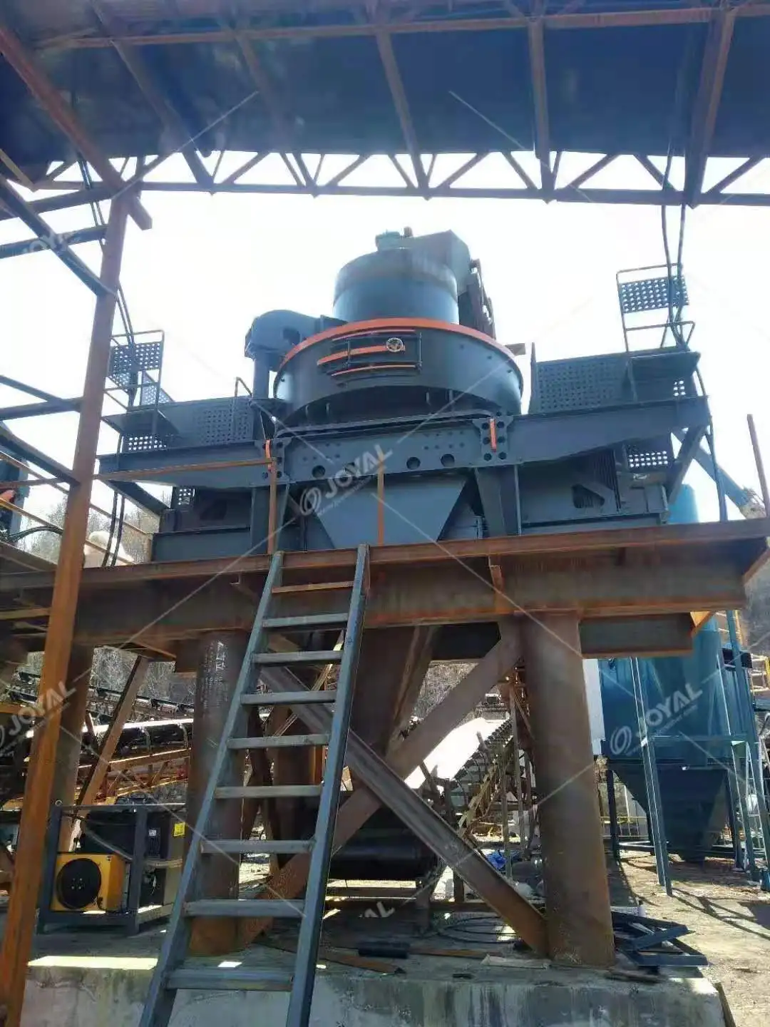 2023 Innovative Products Sand Making Vertical Shaft Impact Crusher VSI5X9532 Sand Making Machinery