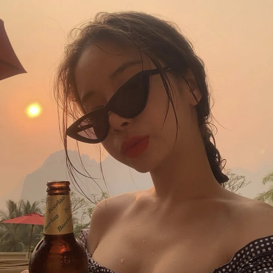 Cute Sexy Retro Cat Eye Sunglasses Women Small Black White 2019 Triangle Vintage Cheap Sun Glasses Red Female UV400