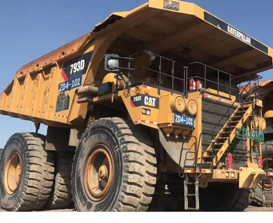 Caterpillar 793D Mining machinery heavy used dump truck