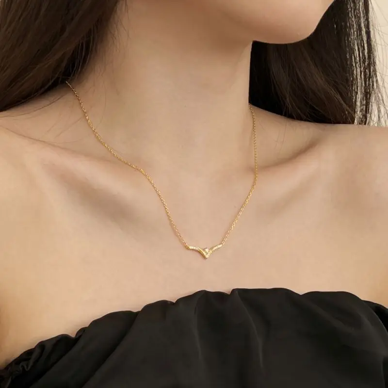 Dylam Geometric Custom 18K Gold Plated Necklace S925 Sterling Silver Jewelry V Shaped Cz Cubic Zircon Heart Necklaces For Women