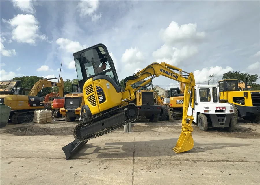 Original Komatsu Excavator PC40 PC30 PC35 PC55 High Quality Used Mini Excavator Komatsu Pc30MR With Low Price