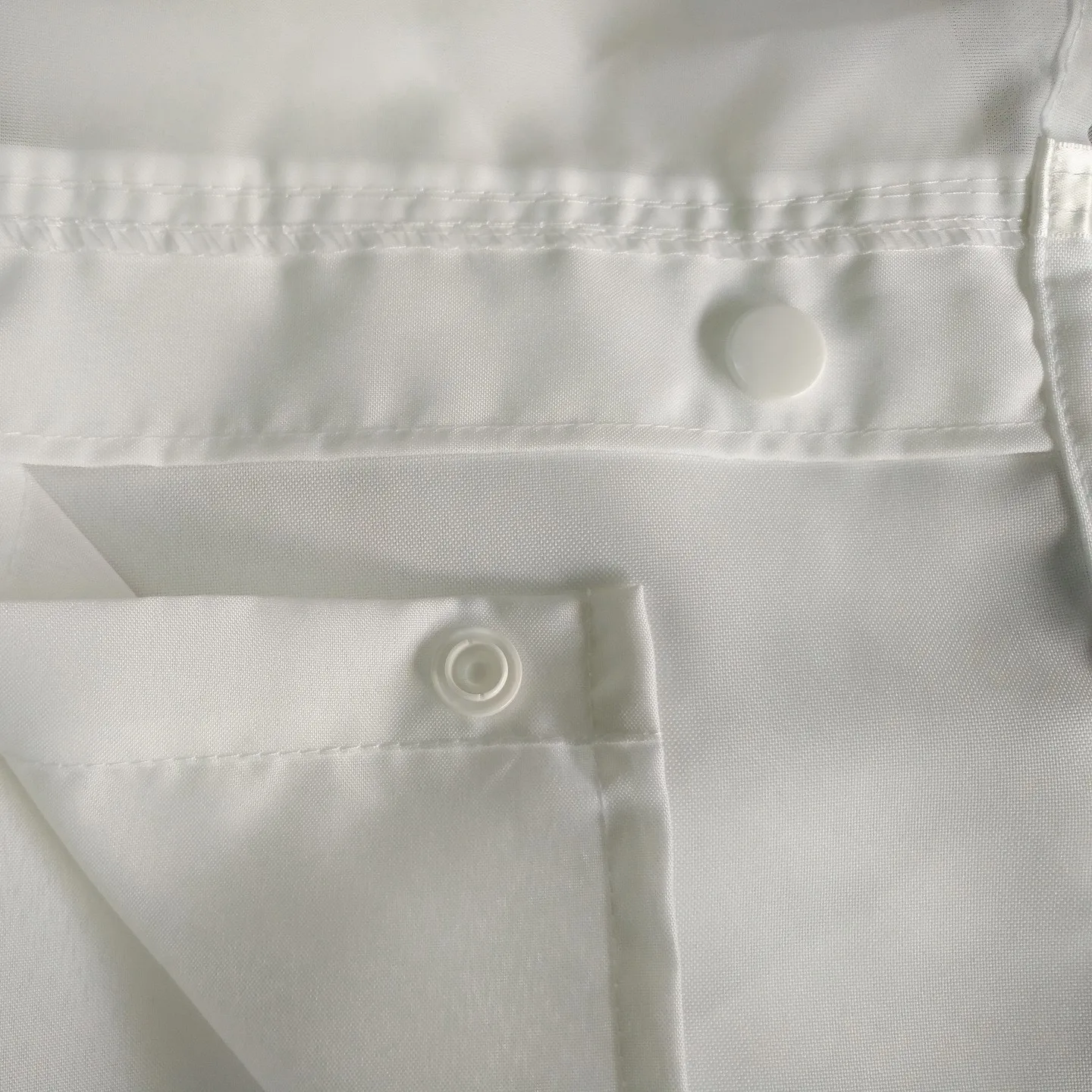 Wholesale Ready Made White Waterproof Hookless Double Layer Shower Curtains With Snap In Liner For Bathroom