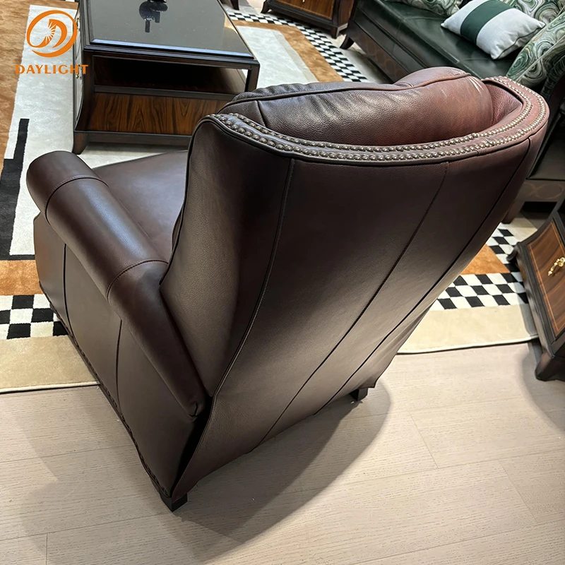 Royal Living Room Wooden Leisure Chair European Mahogany Sofa High-end Italy Elegant Antique Leather Set Villa Classic Furniture
