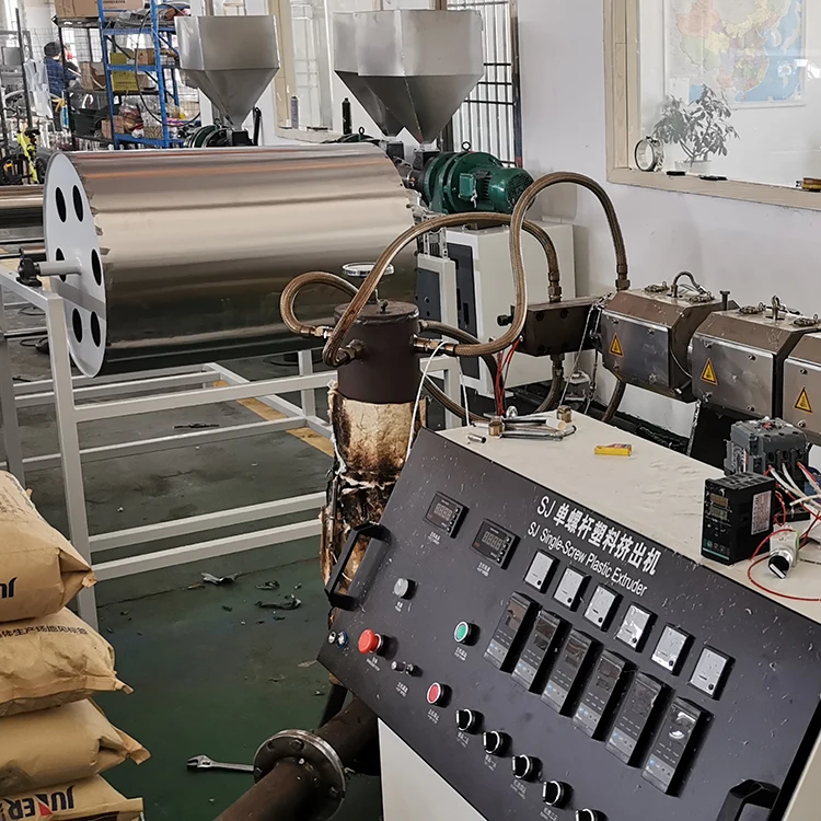 Well Designed mask pp melt blown fabric making machine