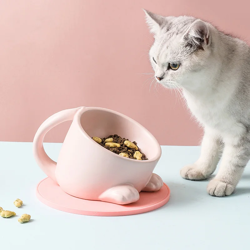 Круглая фарфоровая кормушка для животных