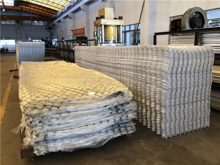 2021 Hot selling incorruptible strong design and structure and high safety ALUMINUM MESH