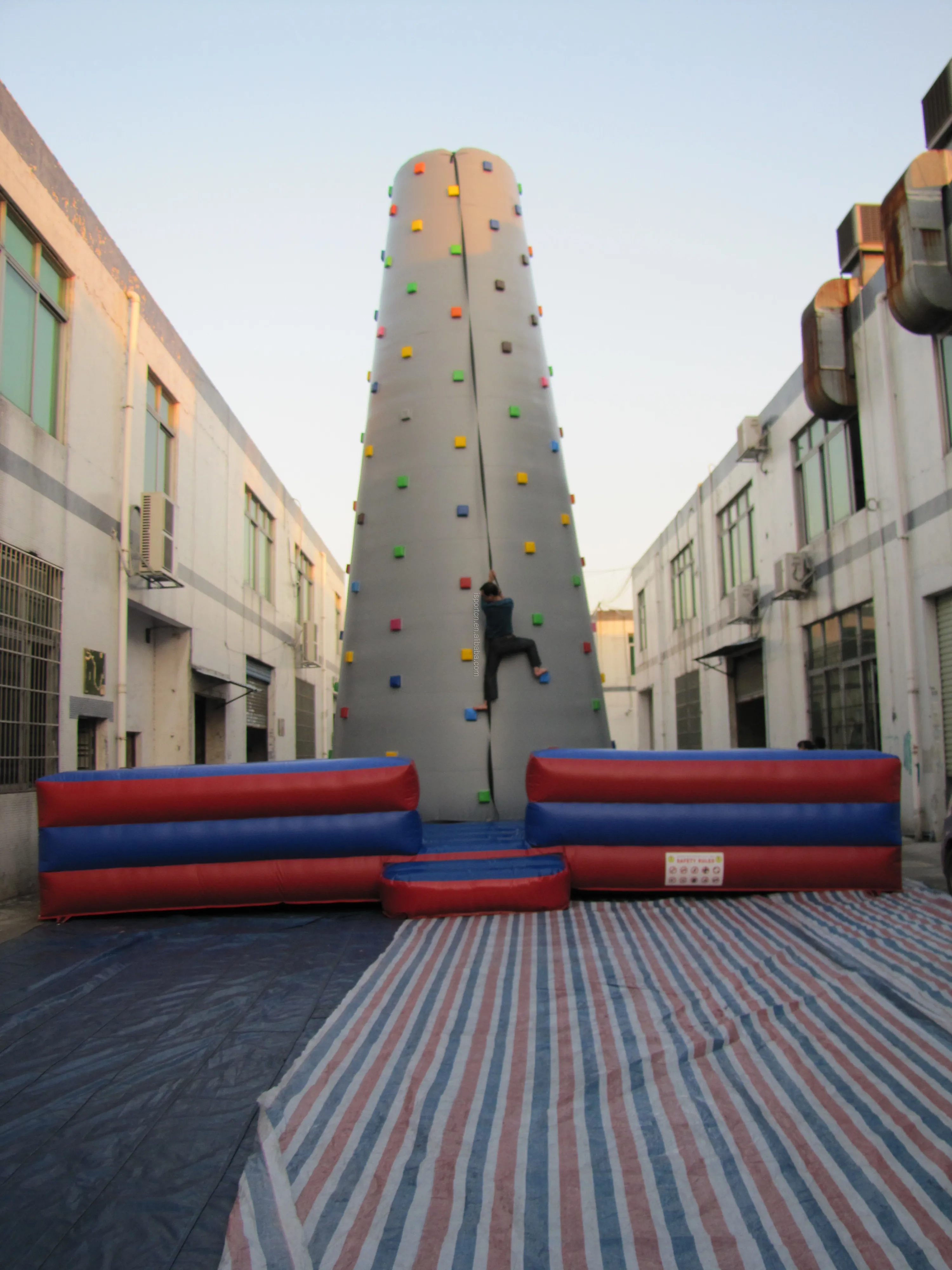 Commercial Giant Inflatable Challenge Rock Climbing Wall Games for Kids