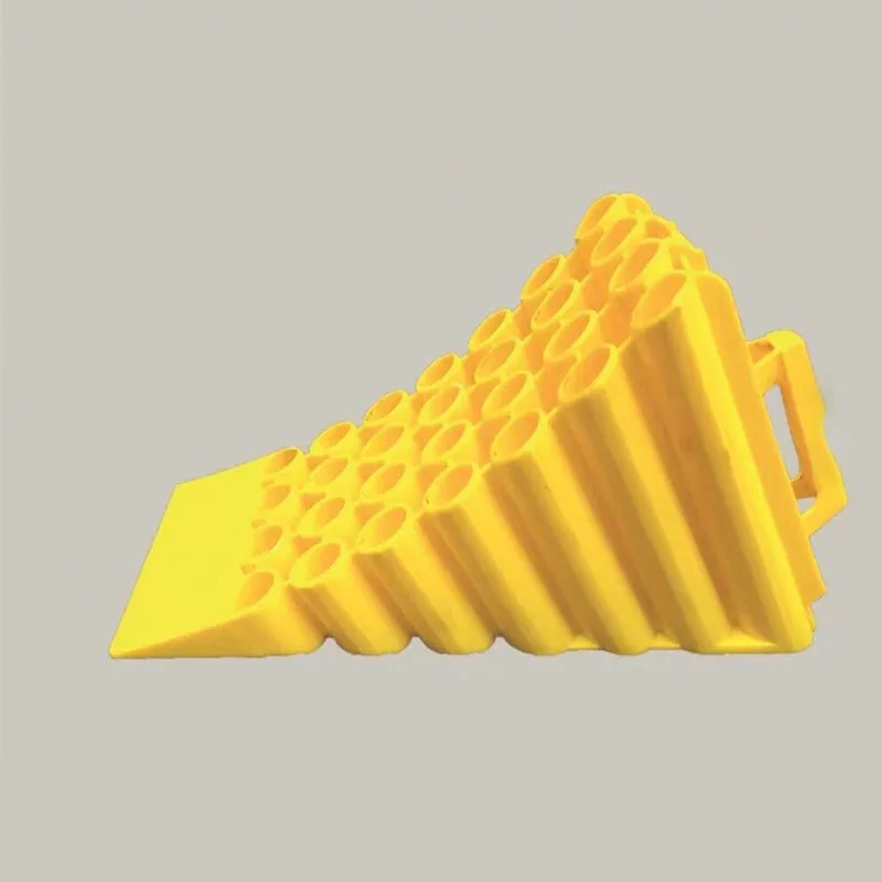 Переносные резиновые и пластиковые пробки для колес.