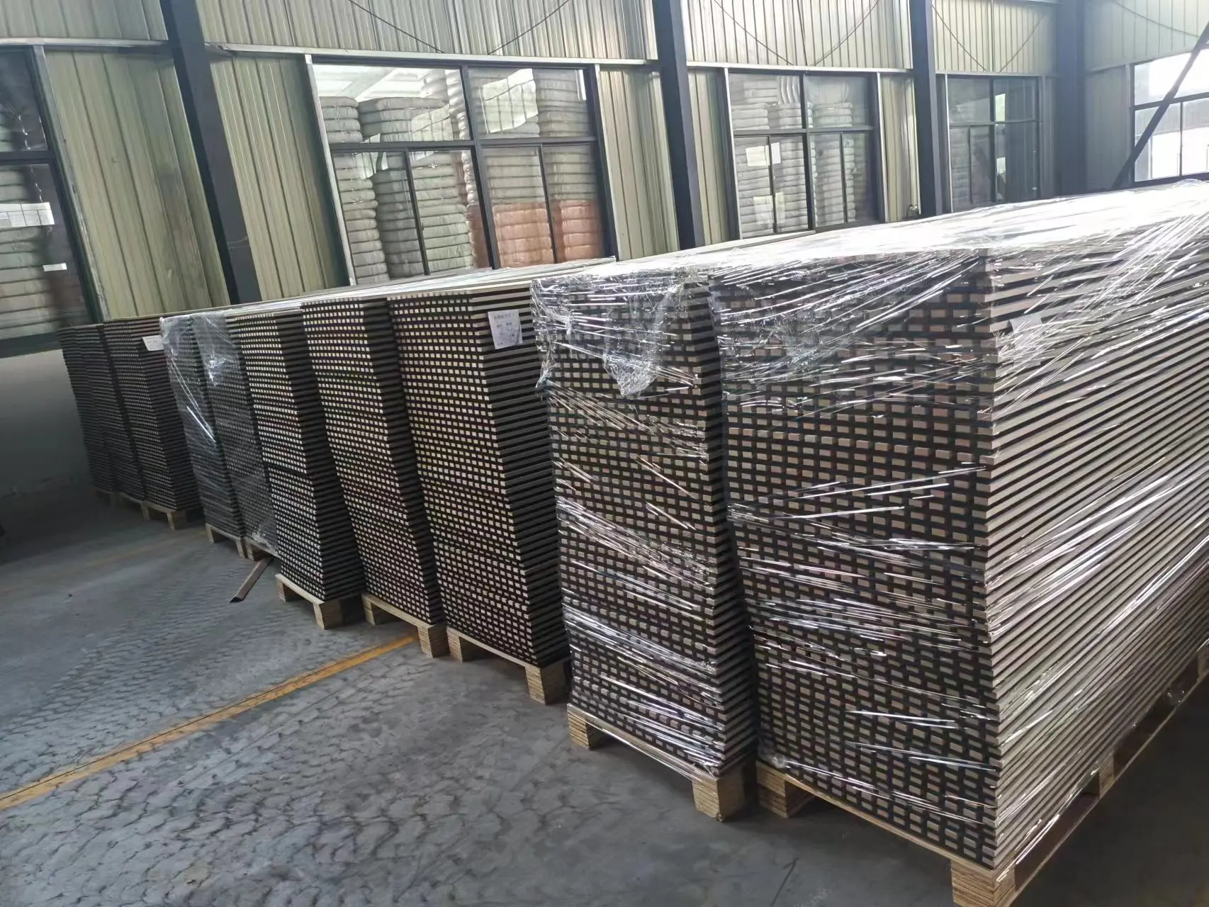 Factory Price Best Fireproof Acoustic Wood Veneer Panel 3D Decorative Slats Acoustic Panels for Interior Wall Decor