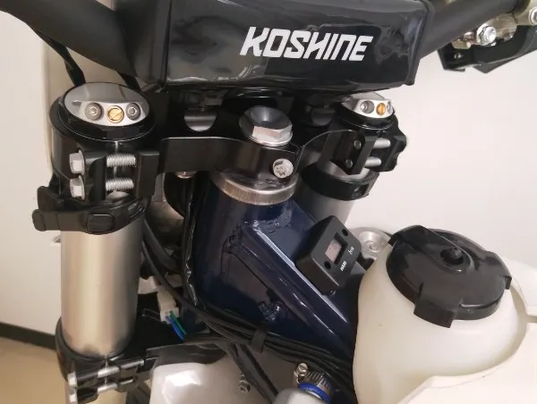 Low Price 2 stroke High  Quality Big Power Racing 300CC Motocross With CE