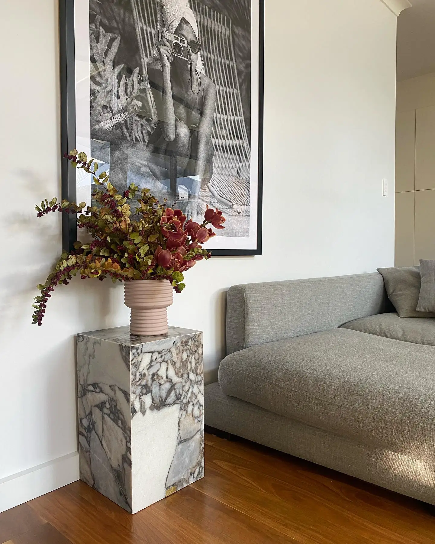 Hotel Marble Plinth Stone Side Table Italian Calacatta Viola Marble Coffee Table