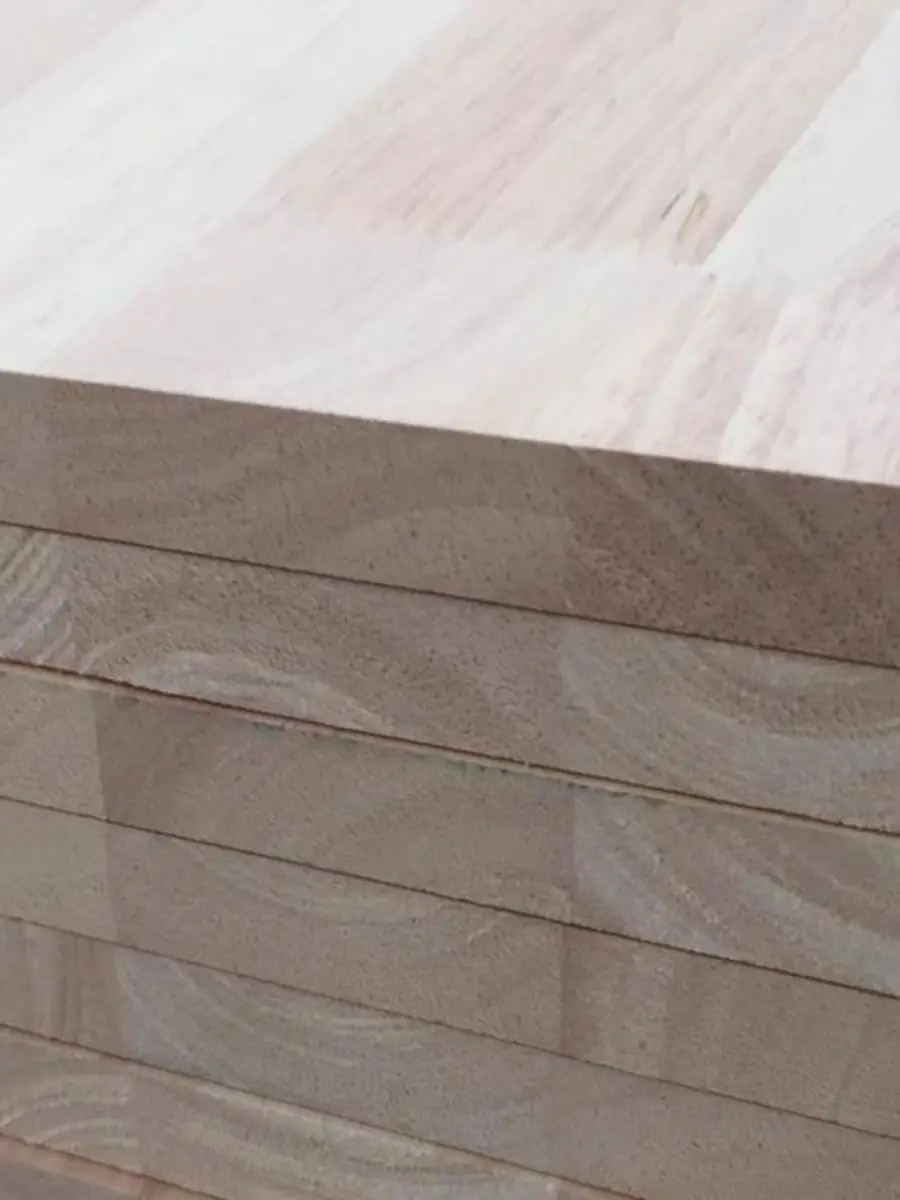 Ready to Ship Factory-Supplied Timber Radiate Pine Wood Finger-Jointed Solid Board Premium Quality