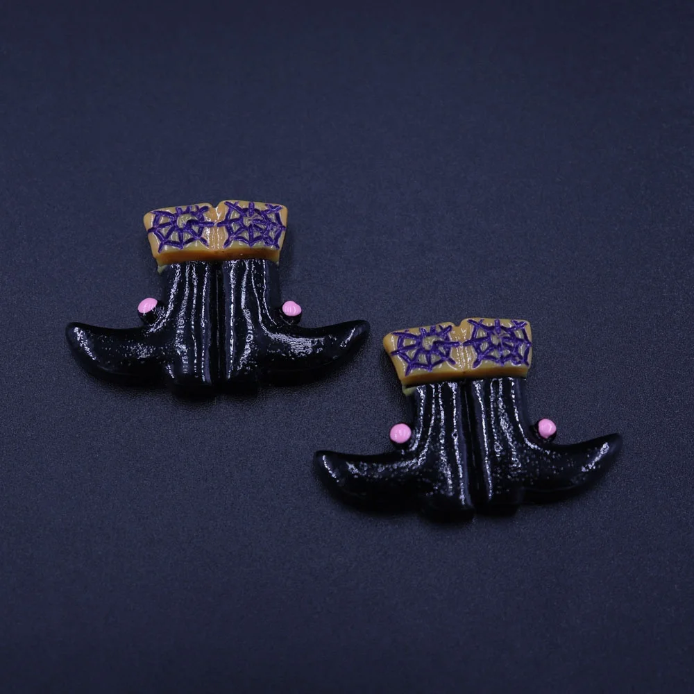 Hot Sale 32*20mm Flat back Charm Halloween Resin Boots Cabochons for Embellishment Accessories Crafts