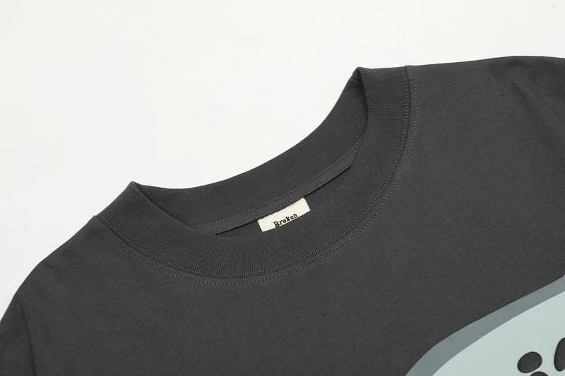 Luxury 230gsm Men Tee Shirts Broken Planet Bat Graphic 100% Cotton Short Sleeve T Shirts for Men and Women