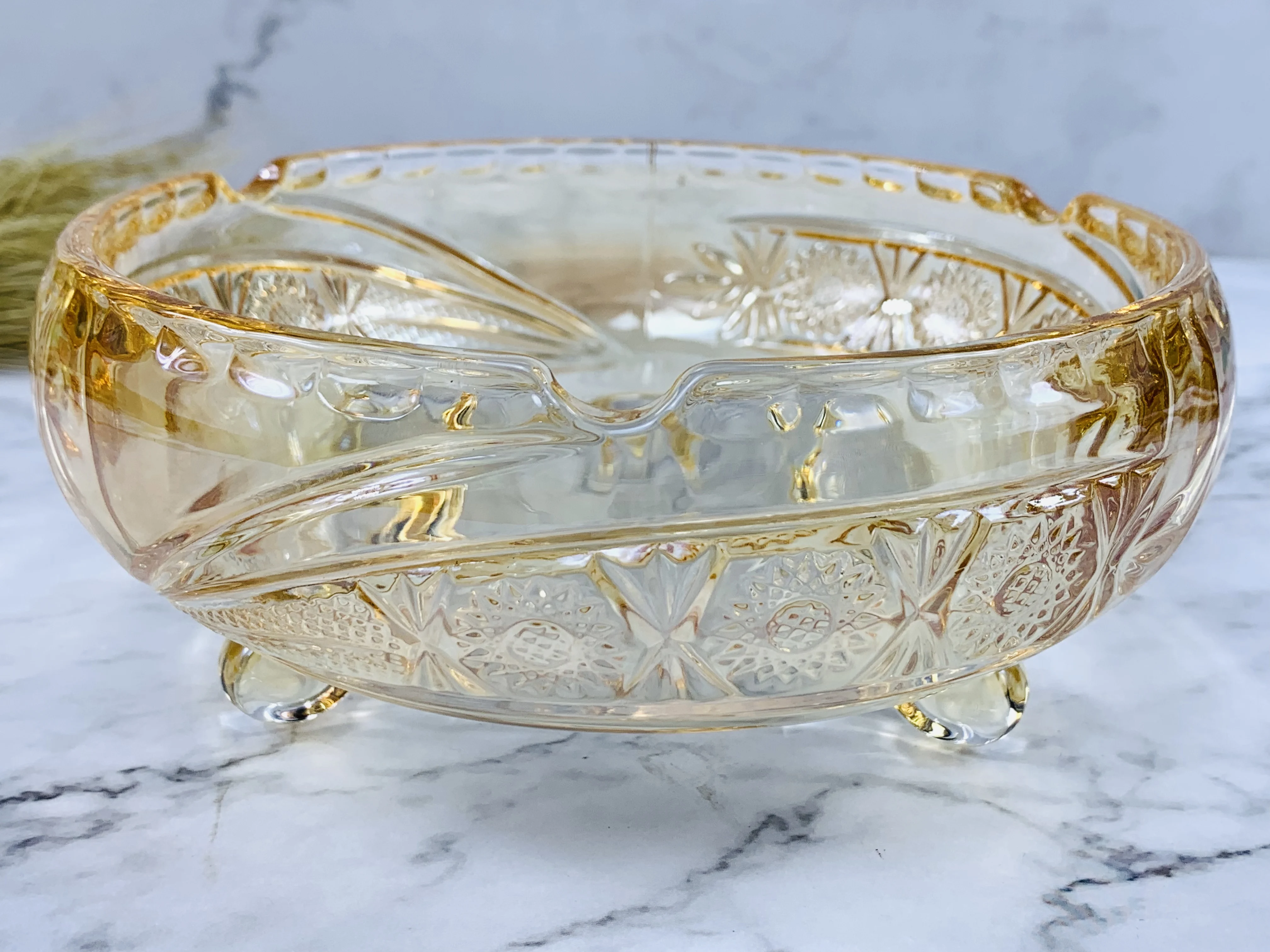 Wholesale Luxury Plated Glass Ashtray Decorative Custom Ashtray with Foot