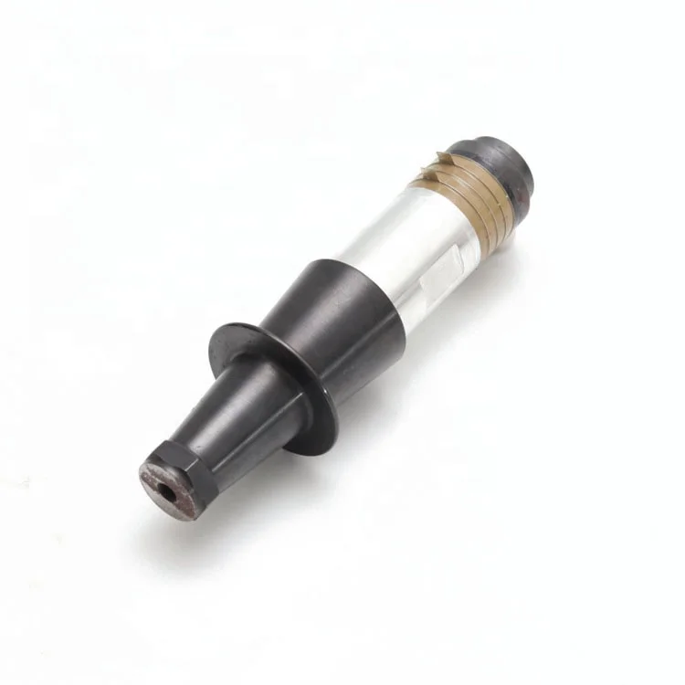 Automatic frequency-tracking Ultrasonic generator used for welding ultrasonic welding machines