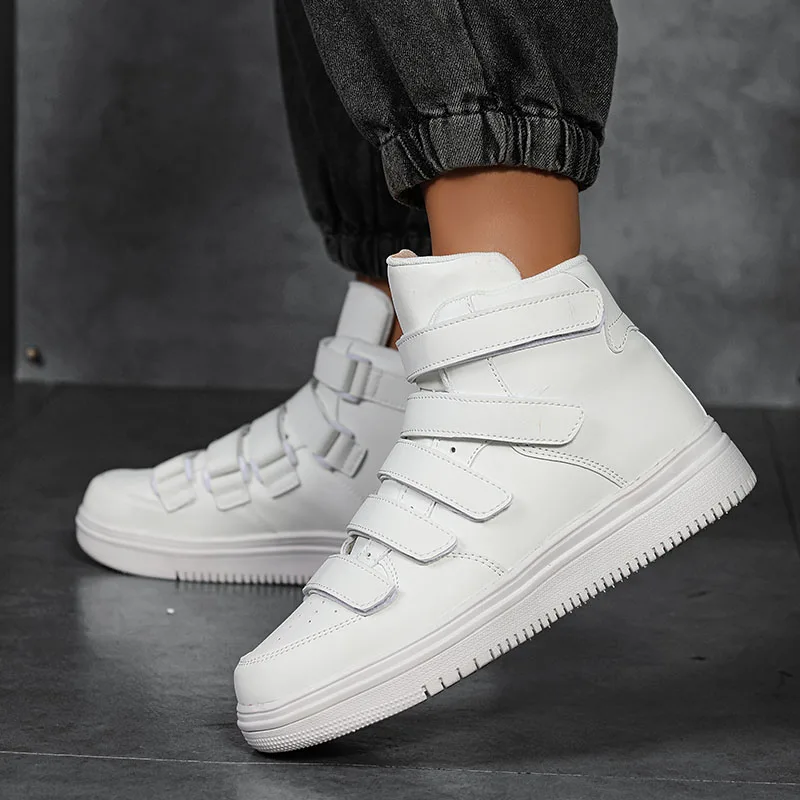 high top white black red color boots size 39-45 fashionable casual sneakers for men