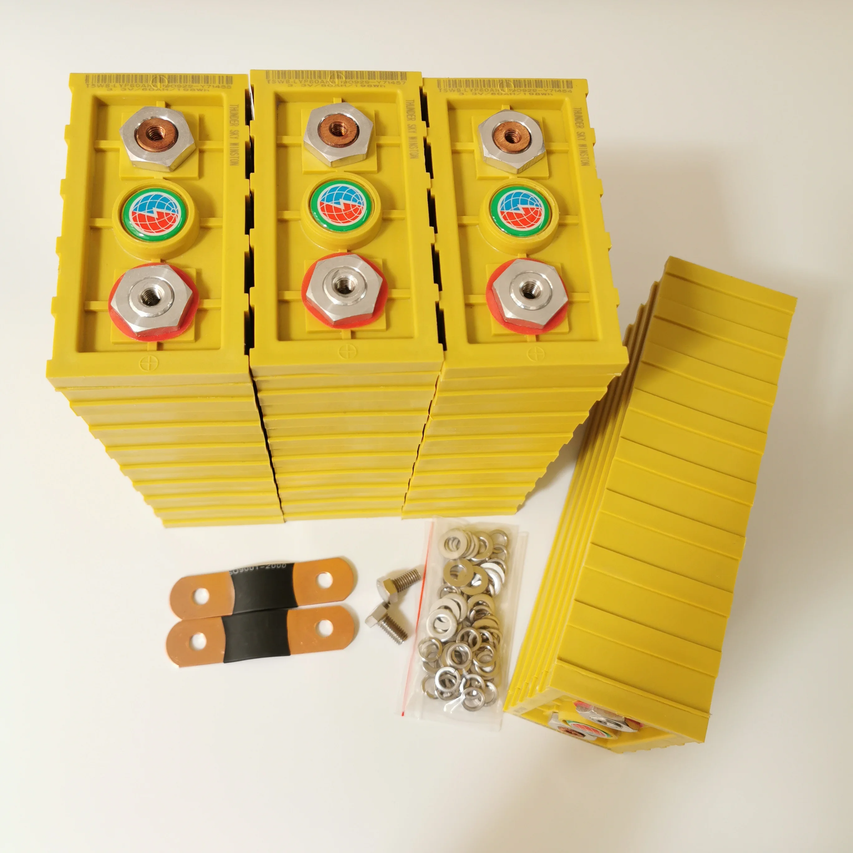High Quality Lithium Battery 40AH Lifepo4 Batterie Winston Yellow Shell Solar Battery Storage