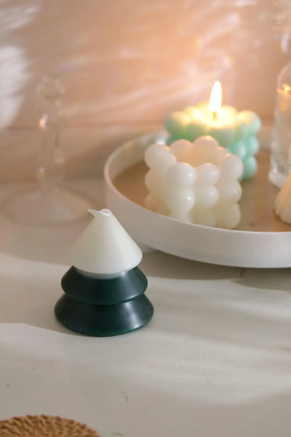 Factory Direct Sale White Vase Rustic Decor Wine Table Decoration S-Craft Espeon Keycap Resin