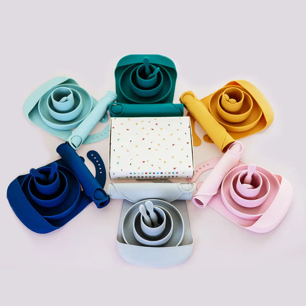Personalized Design and Custom Food Grade Silicone Kawaii Style Toddler Baby Dinner Bowl Kit Suction Deep Bowl Baby Feeding Set