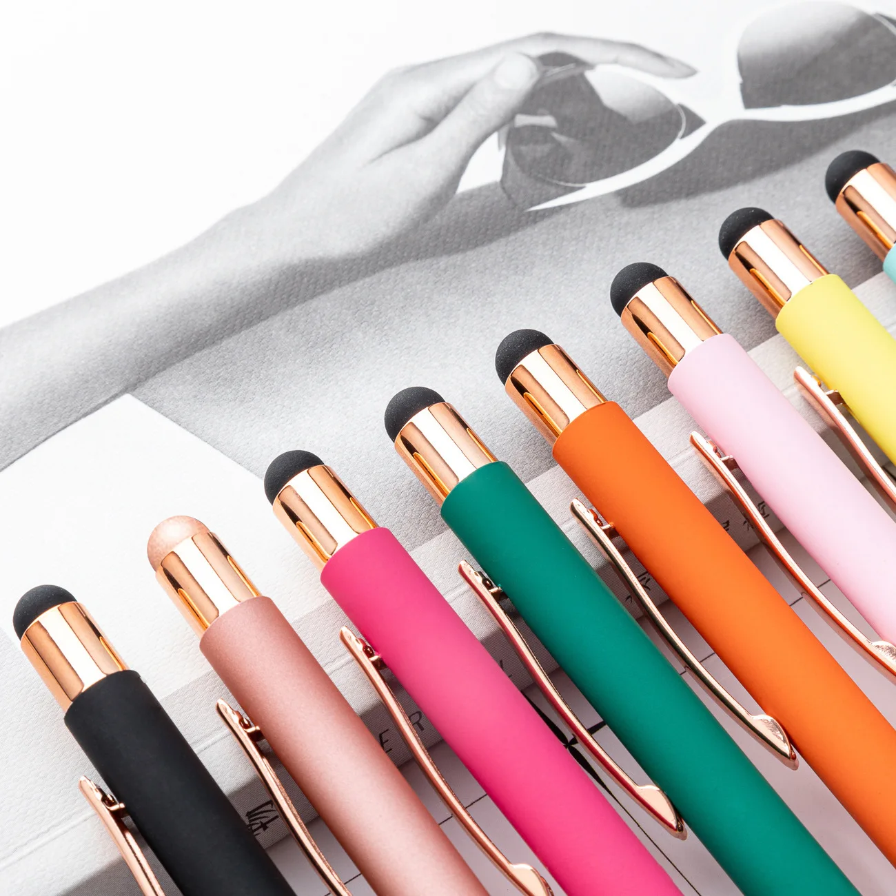 Customized Logo Metal Ballpoint Pen Promotional New Multifunction Ball Stylus Soft Touch YJEL908058