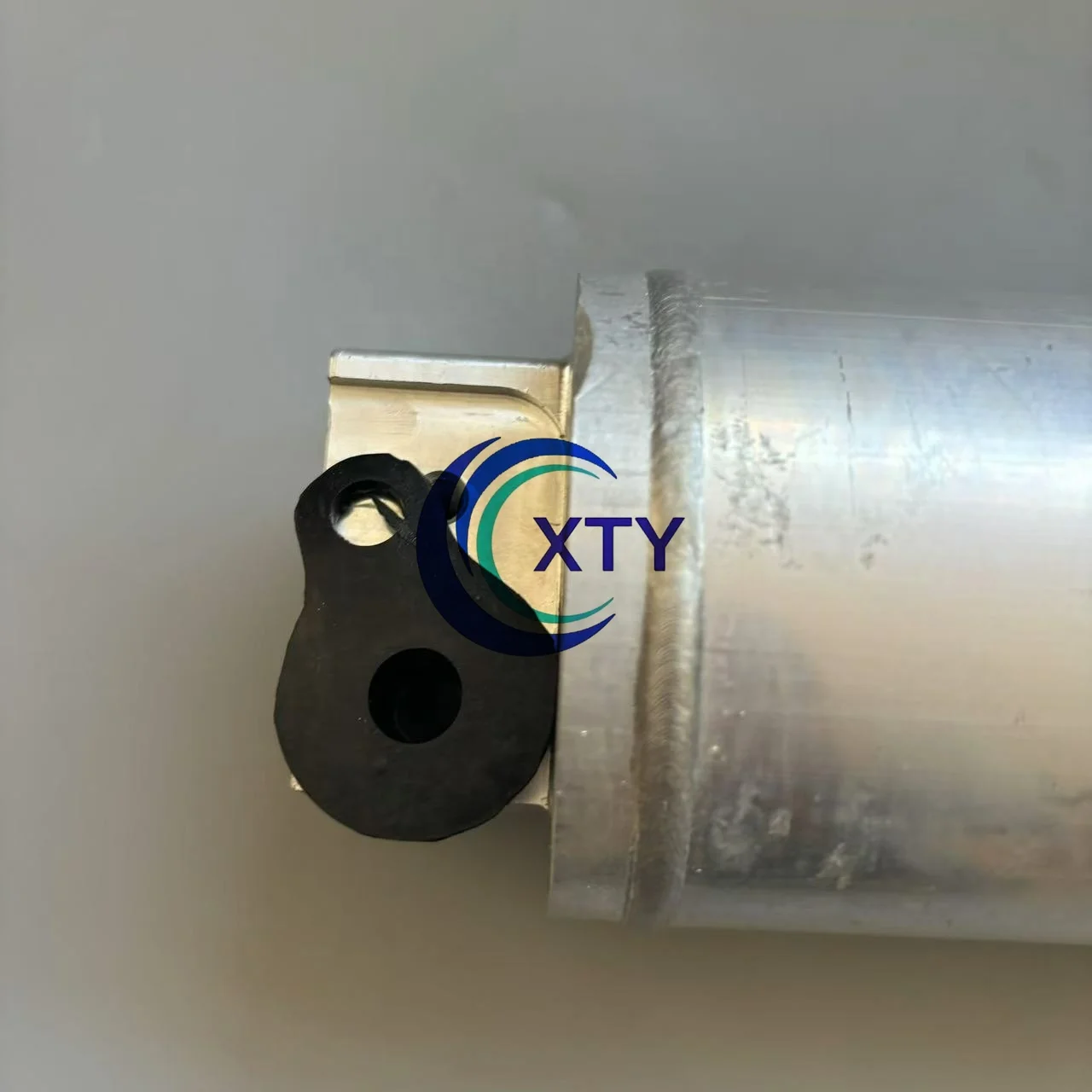 XTY Replacement Parts Air Conditioning H14-004-044 receiver drier For Konvekta KINGLONG YUTONG Bus
