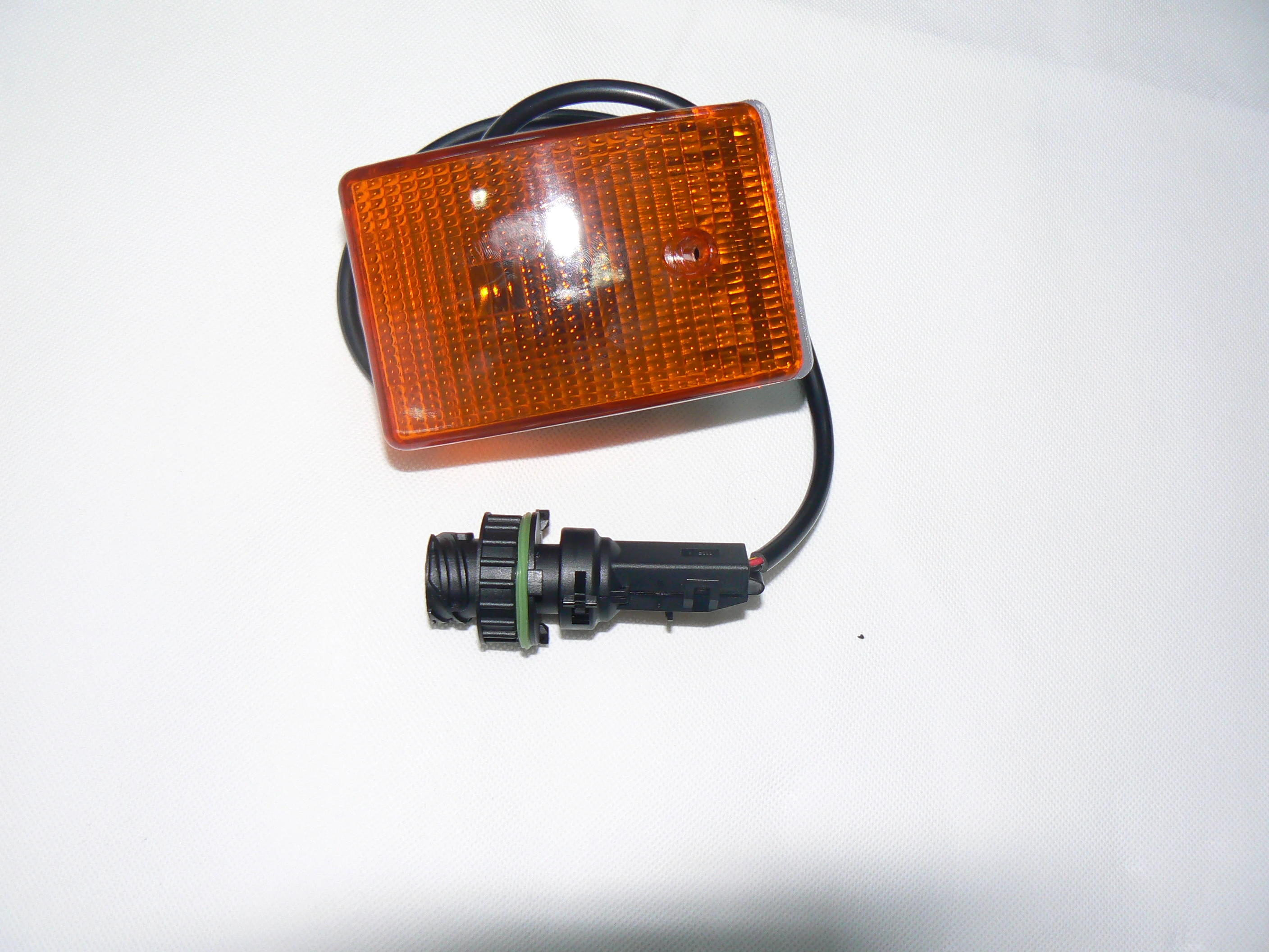 SIDE LAMP OF BUMPER 9418200521 FOR MB ACTROCS