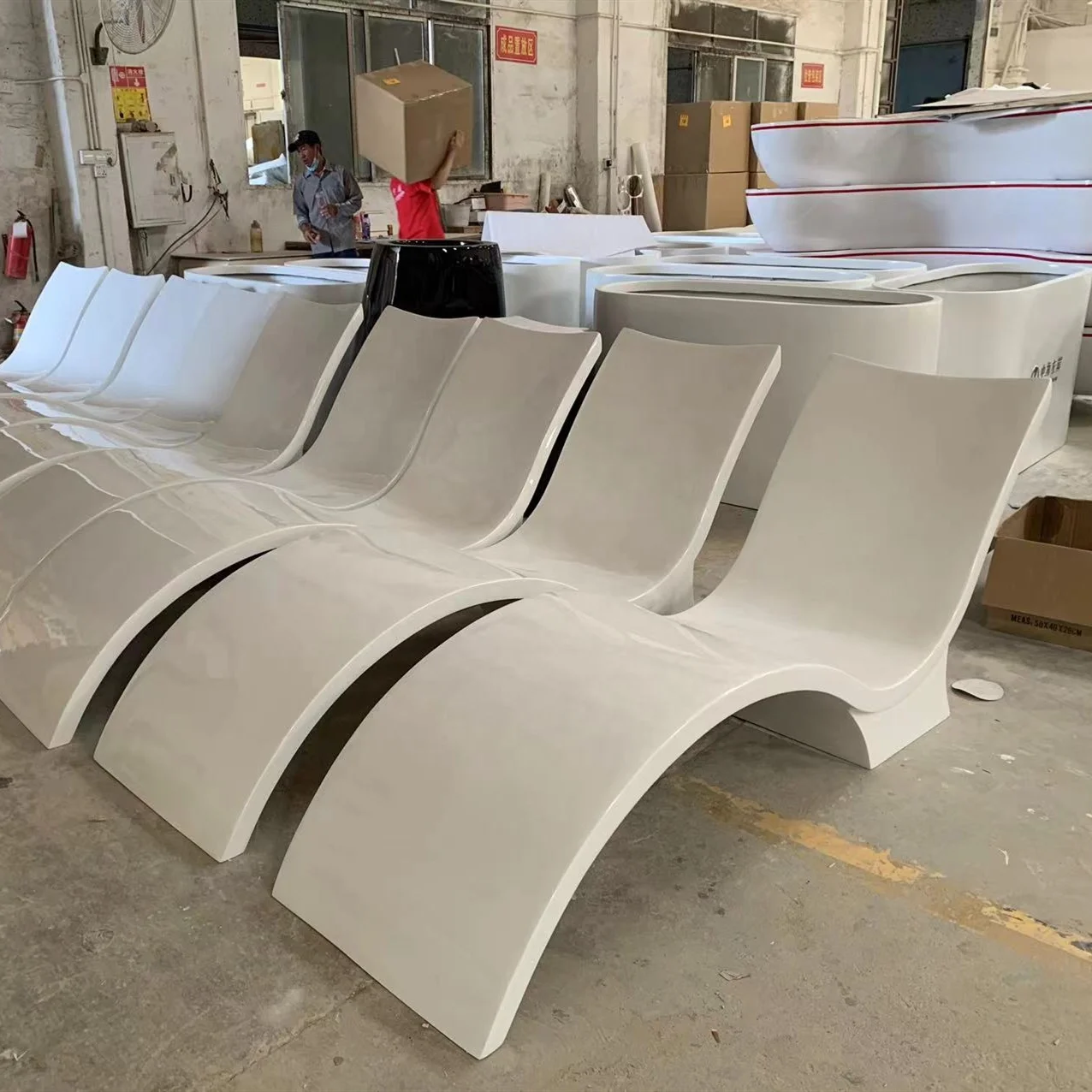 Hotel Beach Commercial Outdoor Furniture Swimming Pool Tanning Ledge Lounge Chairs Daybed Fiberglass Sun Lounge