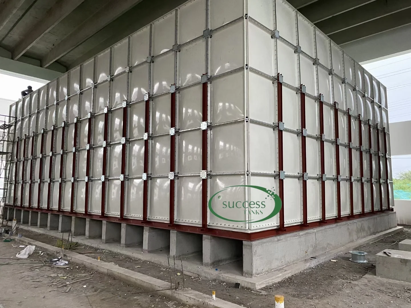 200000 Litres Large Scale GRP Sectional Cold Water Storage Tanks