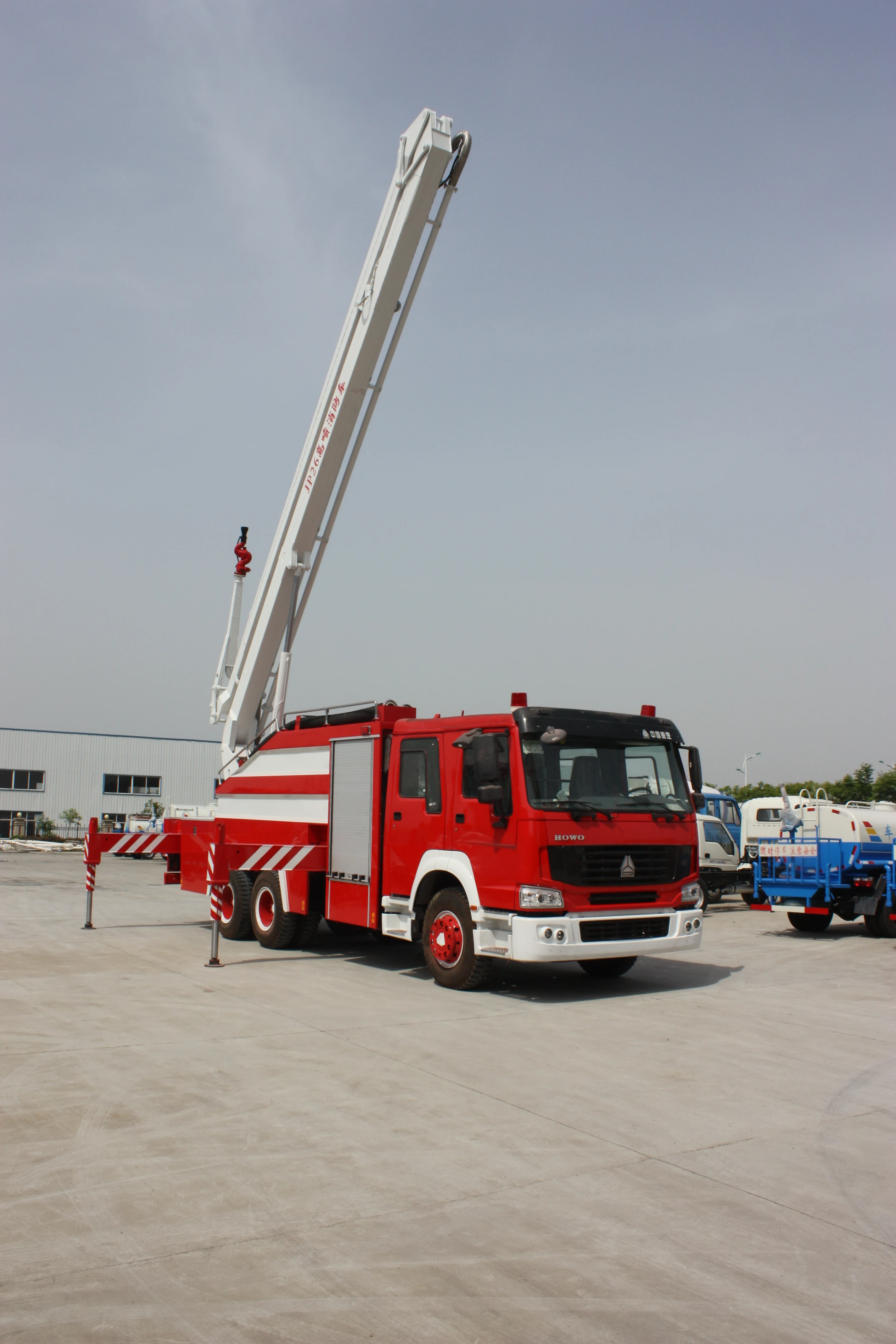 6x4 бак для воды воздушная башня пожарная машина