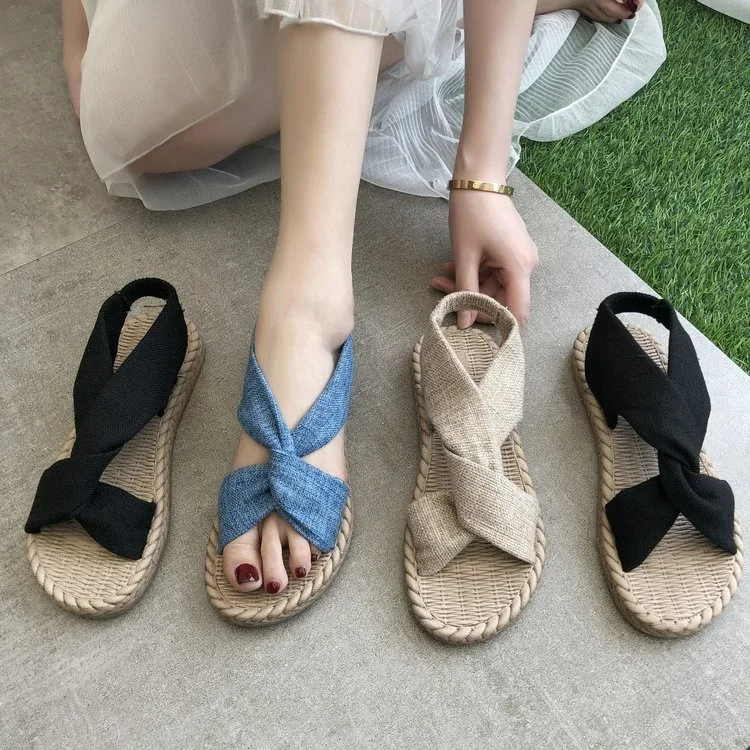 New arrival woman flat casual weave strap factory anti-skid summer rubber outdoor footwear slides slipper