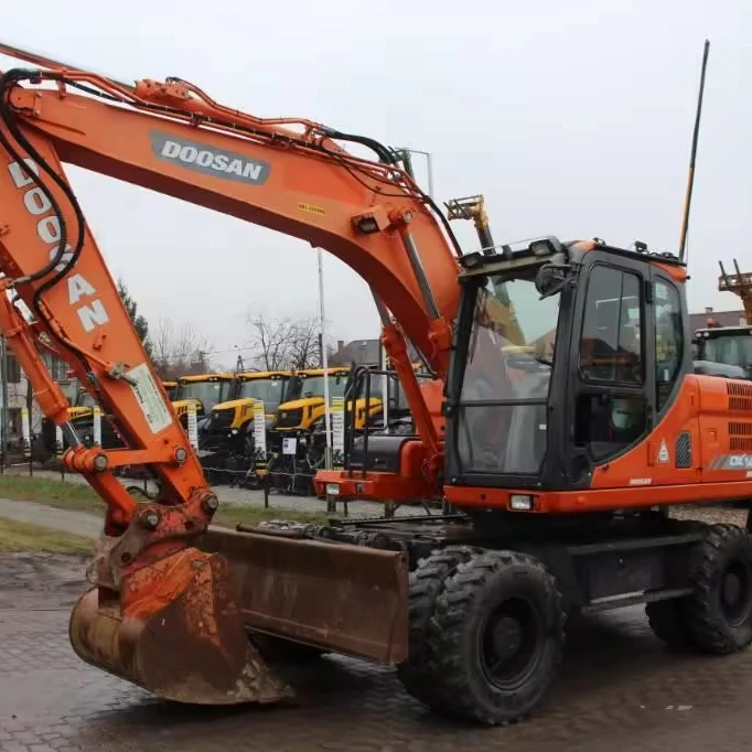 Low Price Used Doosan DX140 Excavator  Doosan DX140 DH220 DH300 Excavator