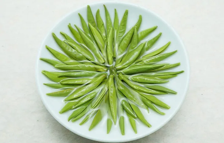 refined chinese tea gift