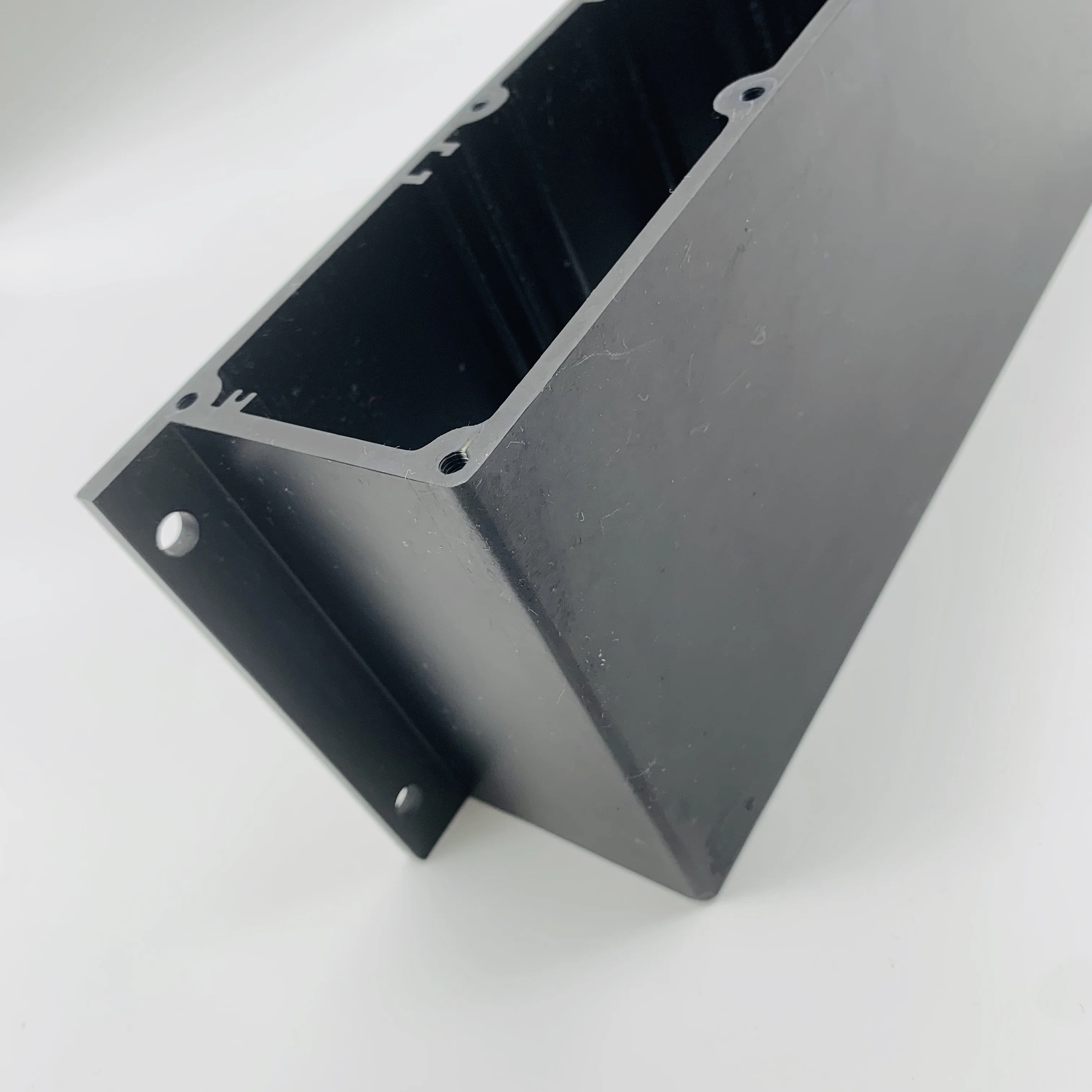 Custom Al6063 Anodised Black Big Section Aluminum Extrusion Profile with CNC machining for Electronic Enclosure Box