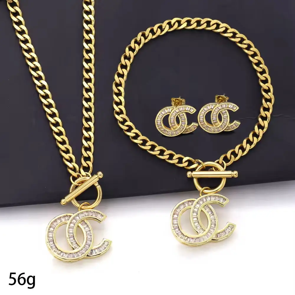Wholesale Luxury Classic Fashion 18K gold bracelet necklace 3pcs jewelry sets stainless steel high end women jewelry set