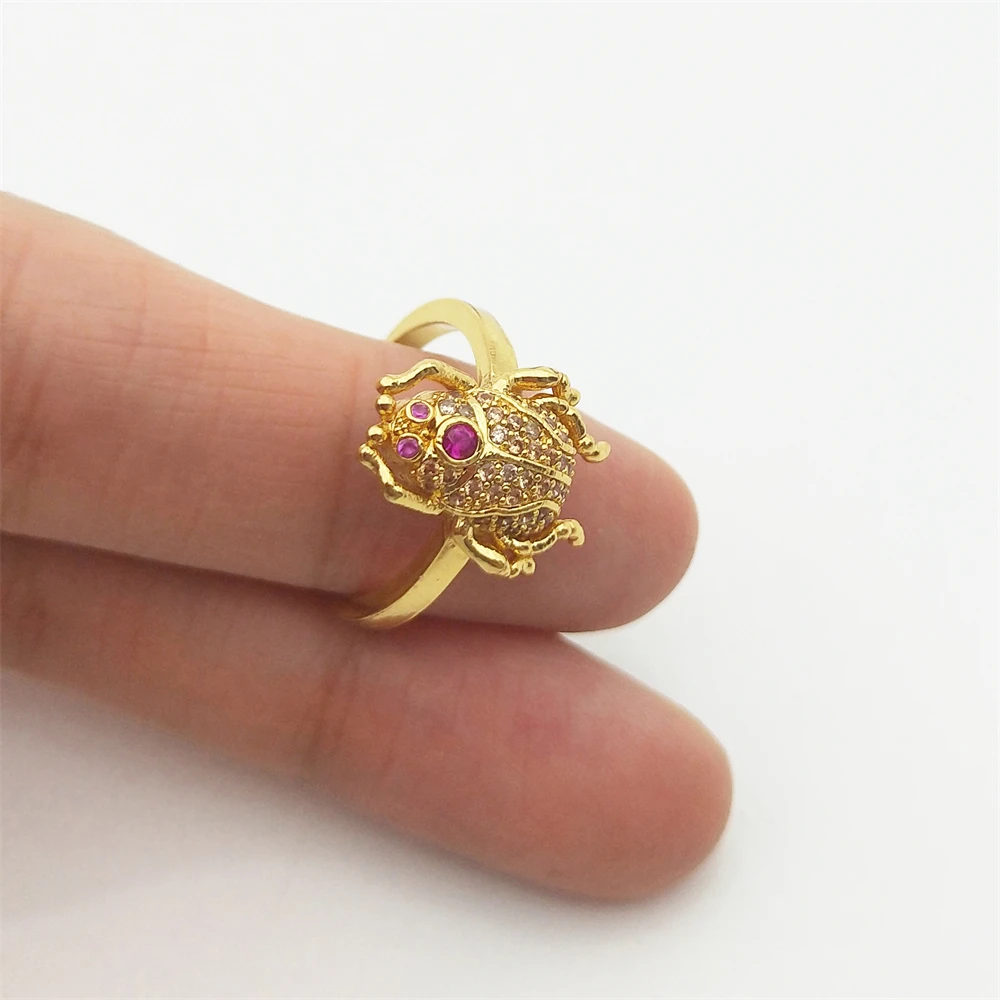 Популярное платье-новый дизайн ювелирные изделия кольцо 18k позолоченное насекомых прозрачный розовый блестящий алмаз инкрустированные «Жук» для женщин подарки на день рождения