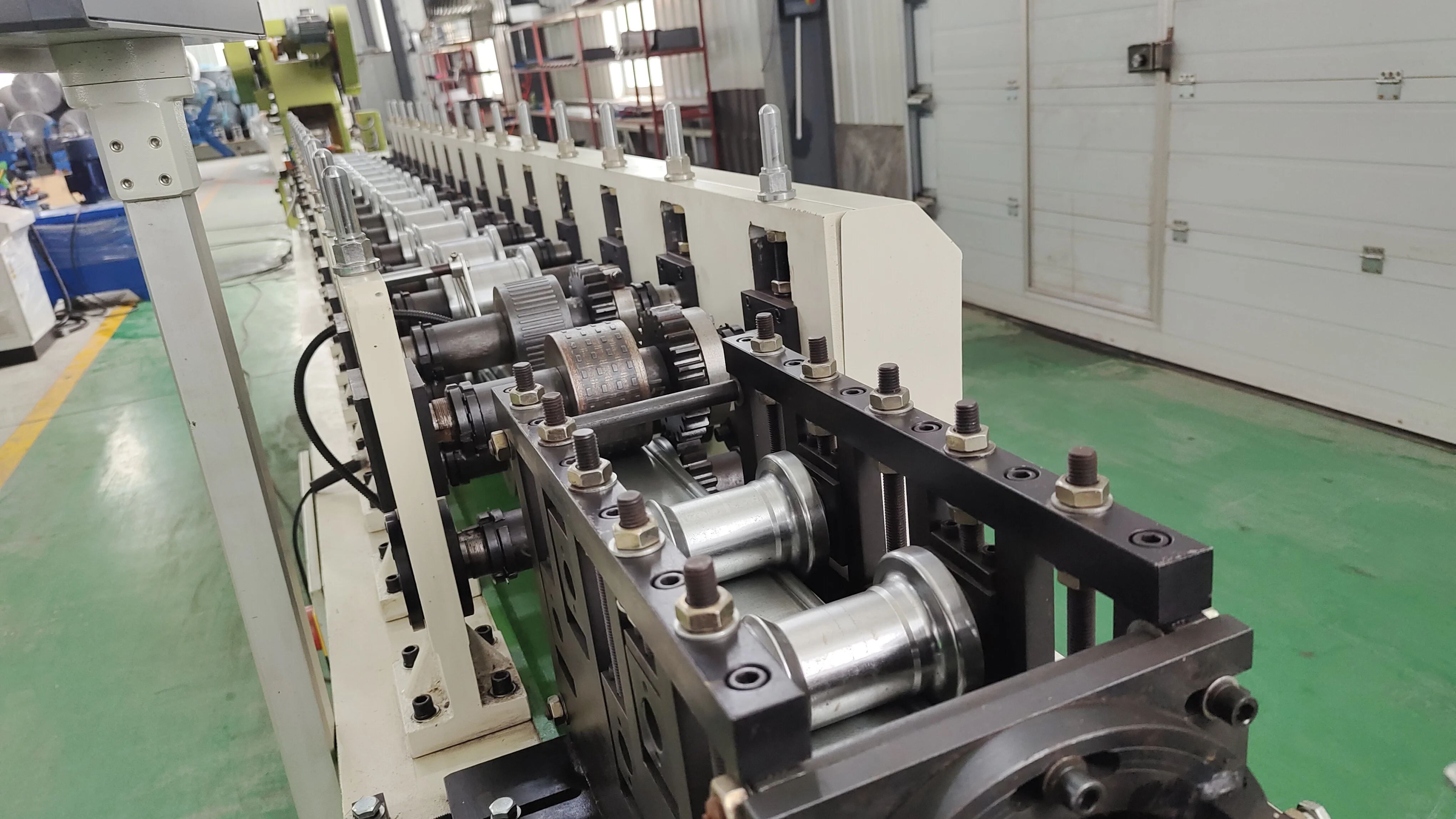 Garage Metal Rolling Door Shutter Roller Slat Making Roll Forming Machine