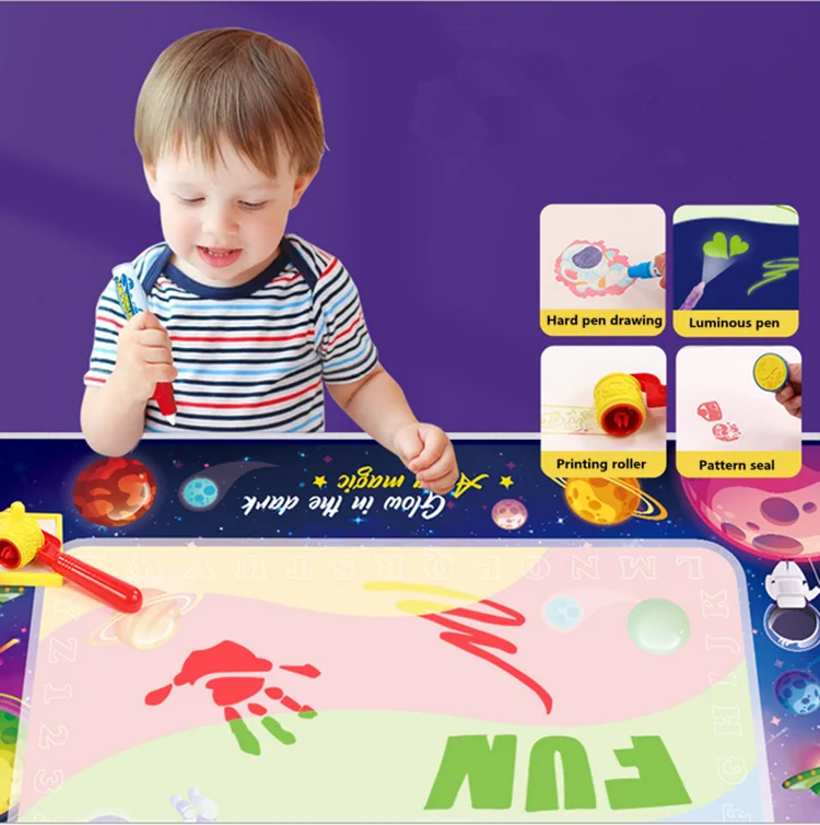 water Aqua Doodle Mat Glowing in the dark with magic flashlight pen